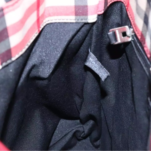Burberry Tote - Picture 12 of 12